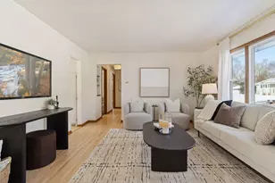 13413 Arthur St W, Minnetonka, MN 55305 - Photo 4