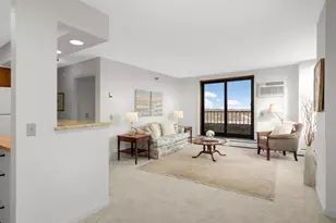 7600 Golden Valley Rd, Golden Valley, MN 55427 - Photo 6