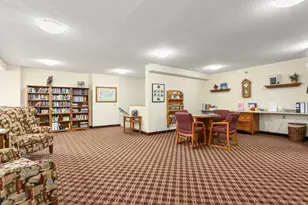 7600 Golden Valley Rd, Golden Valley, MN 55427 - Photo 32