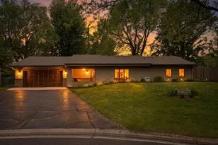 9069 Jeffery Ave S, Cottage Grove, MN 55016 - Photo 1