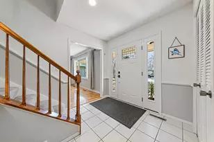 562 Maple Dr, Owatonna, MN 55060 - Photo 4