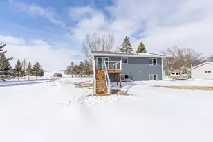 5622 Jeffery Ave SW, Howard Lake, MN 55349 - Photo 2