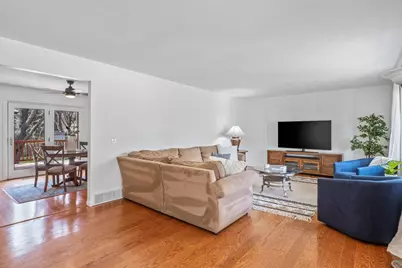 1496 Sunshine Circle, Chaska, MN 55318 - Photo 4