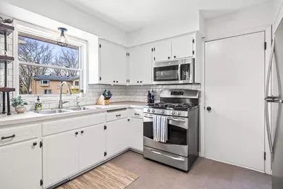 1496 Sunshine Circle, Chaska, MN 55318 - Photo 12