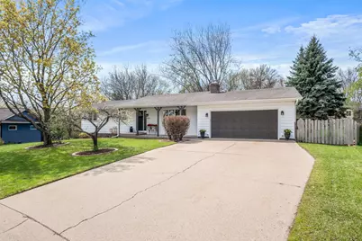 1496 Sunshine Circle, Chaska, MN 55318 - Photo 2