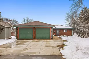 24301 W Cedar Lake Dr, New Prague, MN 56071 - Photo 4