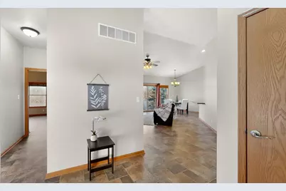 4320 Daffodil Avenue SE, Rochester, MN 55904 - Photo 4