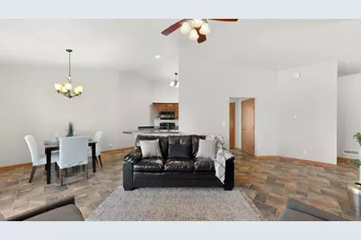 4320 Daffodil Avenue SE, Rochester, MN 55904 - Photo 8