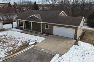 4320 Daffodil Ave SE, Rochester, MN 55904 - Photo 44