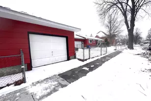 578 Elfelt St, Saint Paul, MN 55103 - Photo 6