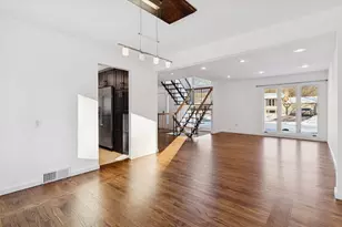 13124 April Ln, Minnetonka, MN 55305 - Photo 14