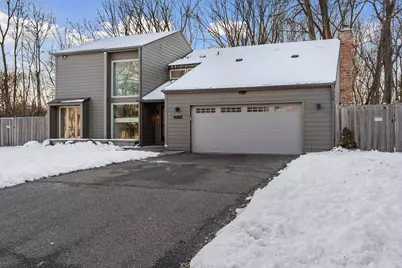 13124 April Lane, Minnetonka, MN 55305 - Photo 4