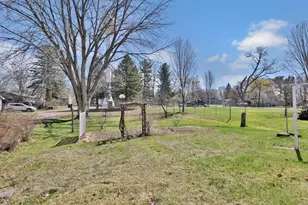 208 Center Ave, Center City, MN 55012 - Photo 8
