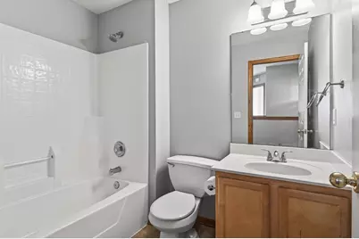 794 Cobblestone Way, Shakopee, MN 55379 - Photo 16