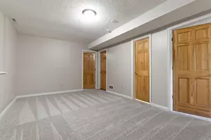 417 Oliver Ave N, Minneapolis, MN 55405 - Photo 12