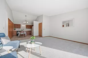 3286 Greenbrier St, Vadnais Heights, MN 55127 - Photo 2