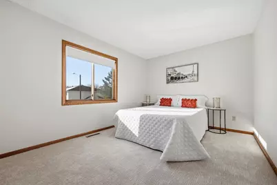 3286 Greenbrier Street #3286C, Vadnais Heights, MN 55127 - Photo 8