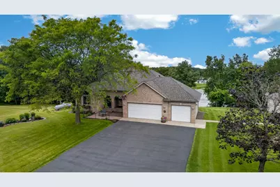 25710 Oakman Avenue, Lindstrom, MN 55045 - Photo 8