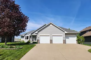 508 Doherty Ave SE, New Prague, MN 56071 - Photo 1