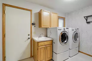 9113 Barrington Terrace, Brooklyn Park, MN 55443 - Photo 32