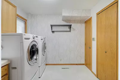 9113 Barrington Terrace, Brooklyn Park, MN 55443 - Photo 32