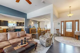 807 Timothy Dr SE, Stewartville, MN 55976 - Photo 10