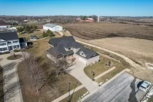 807 Timothy Dr SE, Stewartville, MN 55976 - Photo 6