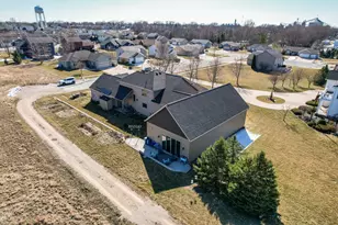 807 Timothy Dr SE, Stewartville, MN 55976 - Photo 4