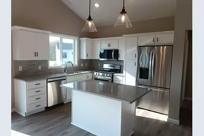 1021 NW 2nd Street NW, Delano, MN 55328 - Photo 6