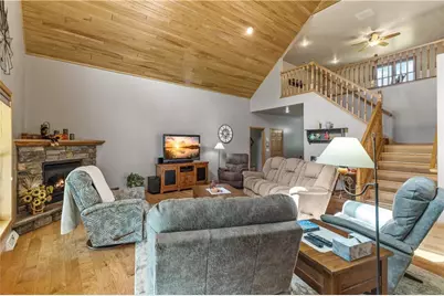 16122 361st Street, Stanley, WI 54768 - Photo 10