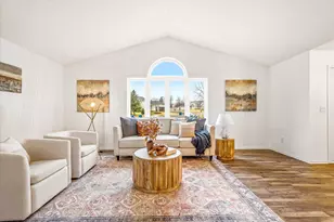 707 Erickson Ct, Sauk Rapids, MN 56379 - Photo 8