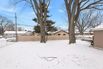 6712 Ewing Avenue N, Brooklyn Center, MN 55429 - Photo 38