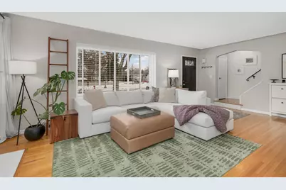 896 Nevada Avenue W, Saint Paul, MN 55117 - Photo 6