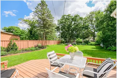 896 Nevada Avenue W, Saint Paul, MN 55117 - Photo 2