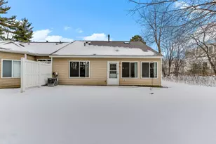 10481 Bay View Ln, Woodbury, MN 55129 - Photo 32