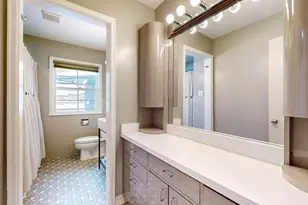 11521 Park Ridge Dr W, Minnetonka, MN 55305 - Photo 16