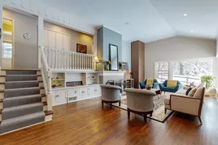 11521 Park Ridge Dr W, Minnetonka, MN 55305 - Photo 4