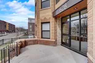628 E Franklin Ave, Minneapolis, MN 55404 - Photo 4