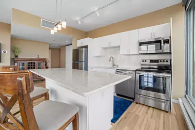 8151 33rd Avenue S #706, Bloomington, MN 55425 - Photo 4