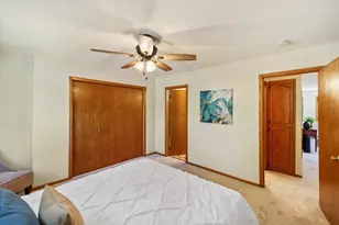 10365 Buckingham Dr, Eden Prairie, MN 55347 - Photo 26
