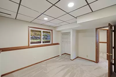 10365 Buckingham Drive, Eden Prairie, MN 55347 - Photo 36