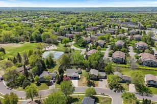 10365 Buckingham Dr, Eden Prairie, MN 55347 - Photo 62