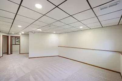 10365 Buckingham Drive, Eden Prairie, MN 55347 - Photo 34