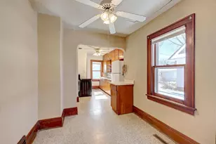 2036 Stillwater Ave E, Saint Paul, MN 55119 - Photo 12