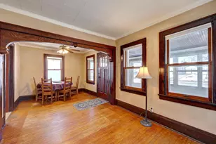 2036 Stillwater Ave E, Saint Paul, MN 55119 - Photo 8