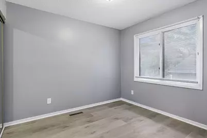 7852 Rimbley Road, Woodbury, MN 55125 - Photo 10