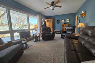 306 S Columbia Ave, Morris, MN 56267 - Photo 4