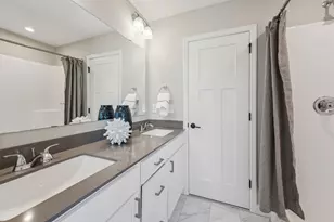 2085 Pleasant Dr, Prescott, WI 54021 - Photo 12