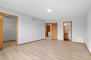 7093 Peony Ln N, Maple Grove, MN 55311 - Photo 24