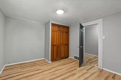 275 Western Avenue S, Saint Paul, MN 55102 - Photo 18